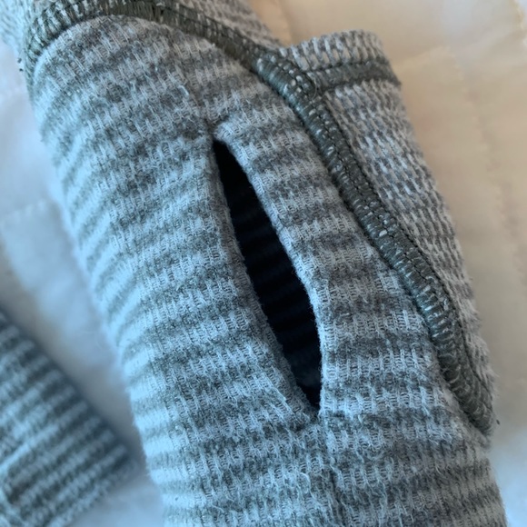 Lululemon Half Zip Sweater - Picture 8 of 12